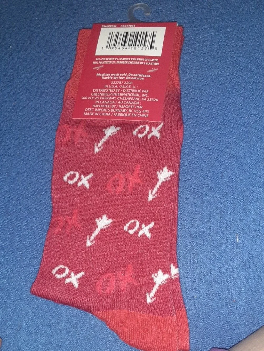 Women's Crew Socks - Red 'XO' Pattern